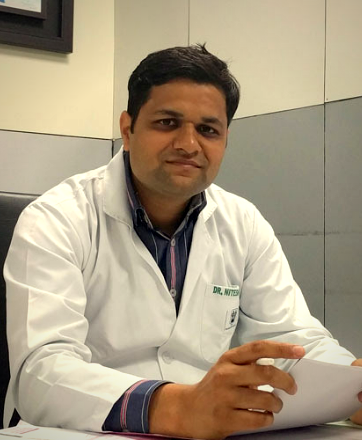 best eye specialist doctor in jaipur