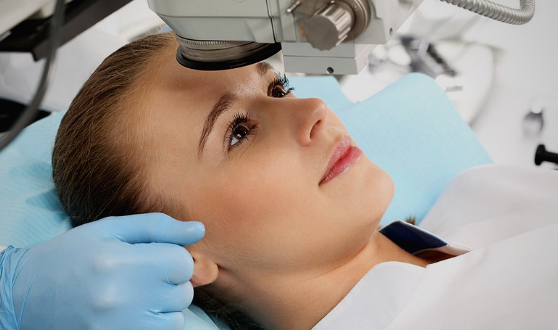 lasik surgeon in jaipur